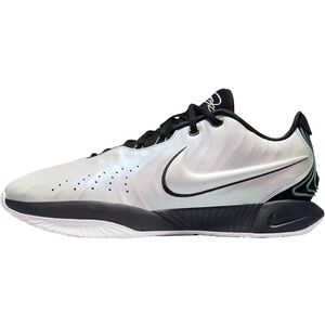 Nike Black and White Athletic Shoes with Breathable Design